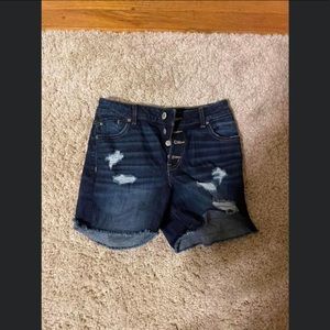 Maurice’s brand size 6